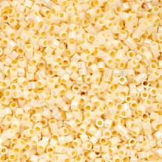 Cream AB Cylin Beads, 25gm bulk bag